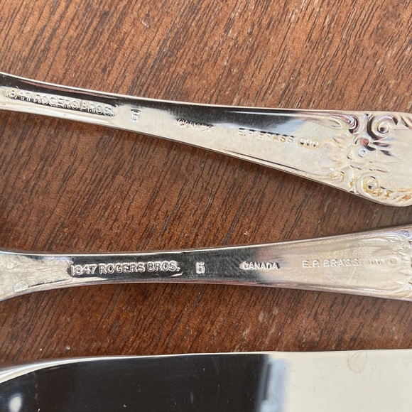 Silver Plated Flatware - Picture 3 of 4